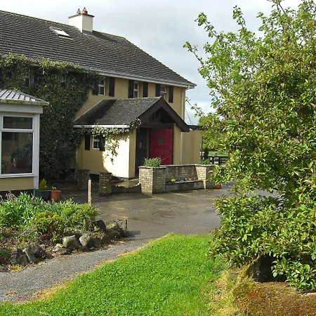 Annaharvey Farm Bed & Breakfast 3*