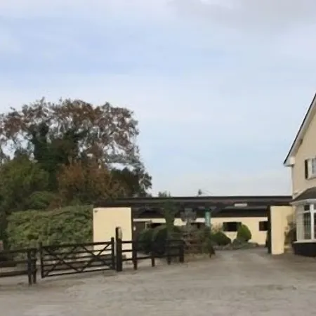 Annaharvey Farm Bed & Breakfast 3*